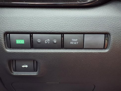 New 2025 Nissan Sentra SV w/ Trunk Package image 10