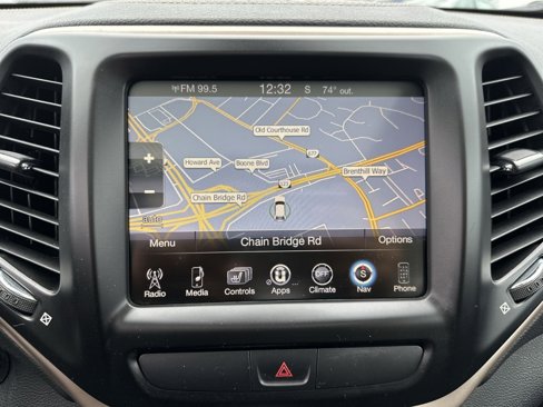 Used 2016 Jeep Cherokee Limited image 20