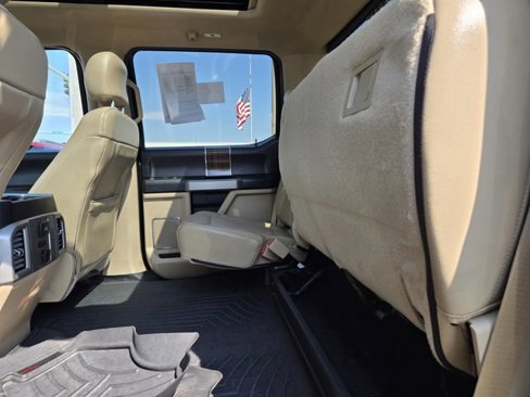 Used 2015 Ford F150 Lariat w/ Equipment Group 502A Luxury image 28