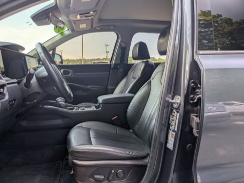 Used 2021 Kia Sorento S w/ Panoramic Sunroof Package image 13