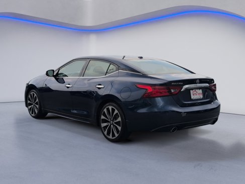 Used 2016 Nissan Maxima SR image 5