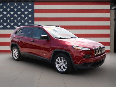 Used 2016 Jeep Cherokee Sport image 8