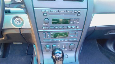Used 2003 Ford Thunderbird image 25