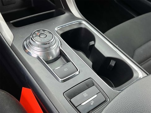Used 2017 Ford Fusion SE image 20