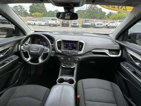 Certified 2022 GMC Terrain SLE w/ Driver Convenience Package image 10
