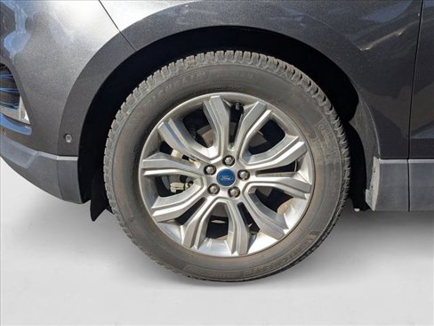 Used 2019 Ford Edge Titanium w/ Equipment Group 301A image 25