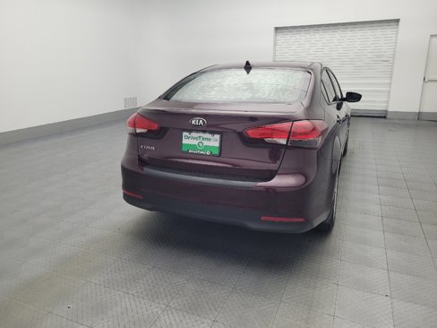 Used 2018 Kia Forte LX w/ LX Popular Package image 7