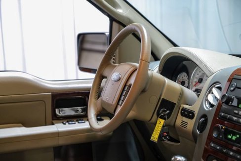 Used 2007 Ford F150 Lariat image 18