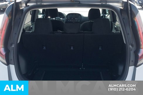 Used 2023 Kia Soul LX w/ Option Group 015 image 9