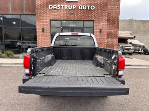 Used 2020 Toyota Tacoma SR image 26