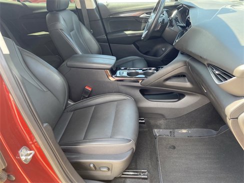 Used 2023 Buick Envision Essence image 25