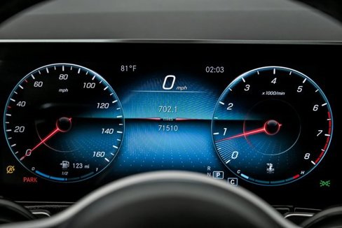 Used 2021 Mercedes-Benz GLB 250 4MATIC image 16