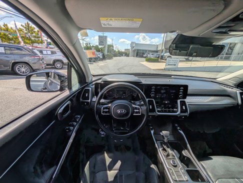 Used 2021 Kia Sorento S w/ Panoramic Sunroof Package image 12