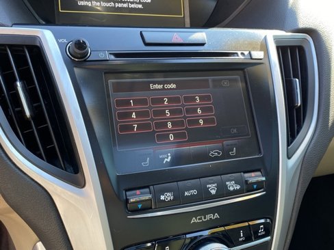 Used 2017 Acura TLX w/ Technology Package image 14