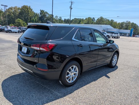 Used 2023 Chevrolet Equinox LT image 5