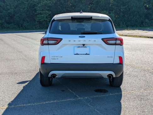 Certified 2023 Ford Escape Active w/ Tech Pack #2 image 5