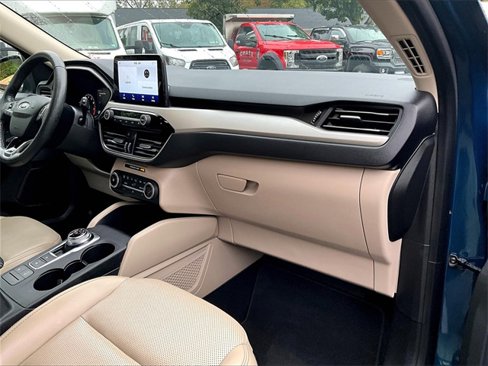 Used 2020 Ford Escape SEL image 17