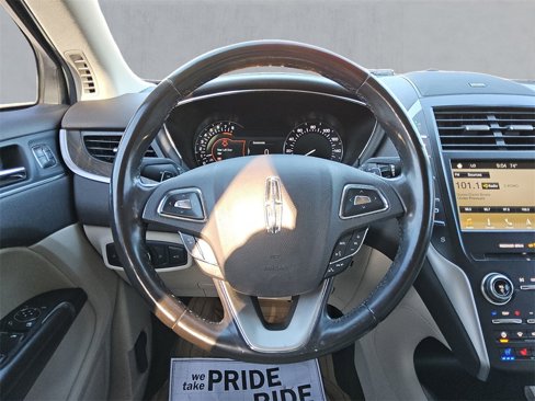 Used 2019 Lincoln MKC Reserve image 12