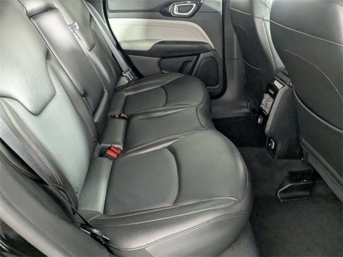Used 2022 Jeep Compass Limited image 29