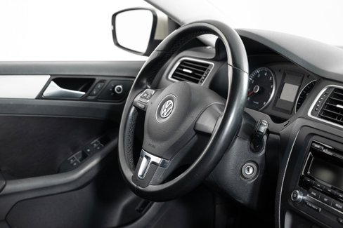Used 2014 Volkswagen Jetta SE image 24