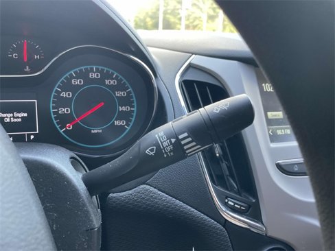 Used 2018 Chevrolet Cruze LS image 25