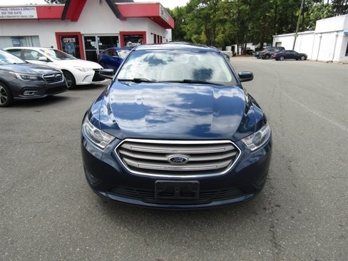 Used 2016 Ford Taurus SEL w/ Equipment Group 201A image 2