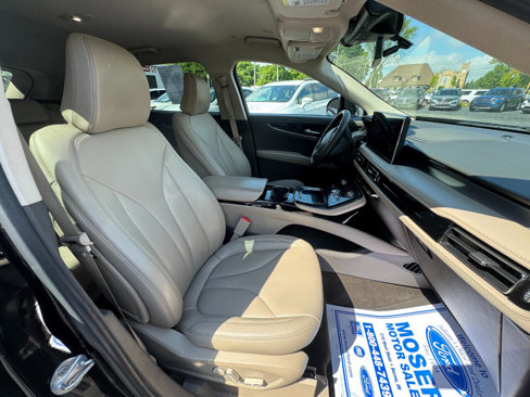 Used 2022 Lincoln Nautilus FWD w/ Premium Package image 29