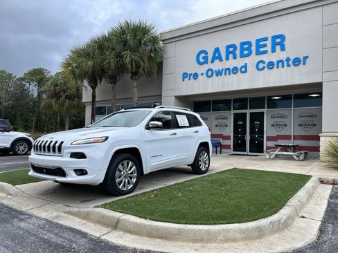 Used 2016 Jeep Cherokee Overland image 3