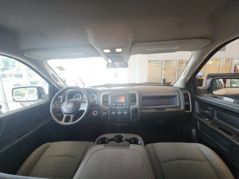 Used 2019 RAM 1500 Tradesman w/ Tradesman SXT Package image 27