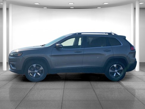 Used 2019 Jeep Cherokee Limited image 4