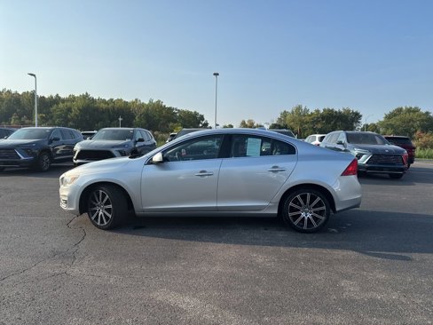Used 2014 Volvo S60 T5 image 2