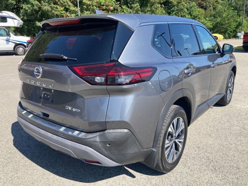 Used 2021 Nissan Rogue SV image 7