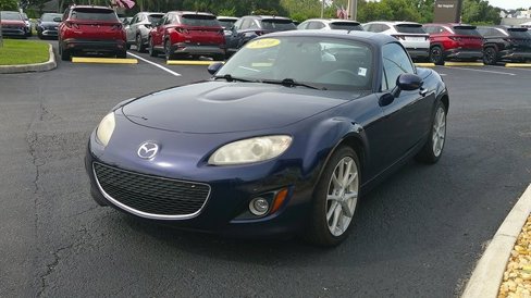 Used 2010 MAZDA MX-5 Miata Touring image 4