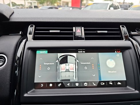 Used 2018 Land Rover Discovery SE image 69
