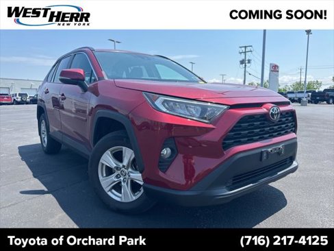 Certified 2021 Toyota RAV4 XLE image 1