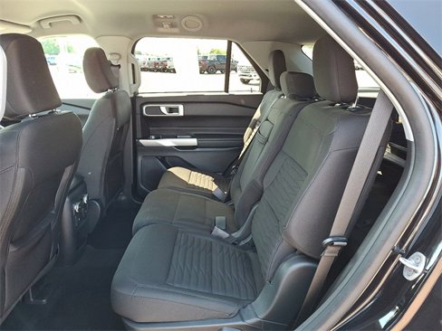 Certified 2021 Ford Explorer XLT image 10