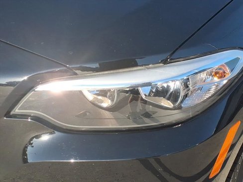 Used 2017 BMW 230i Convertible image 11
