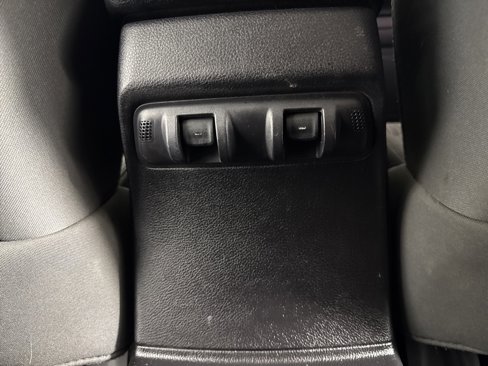 Used 2012 Jeep Wrangler Unlimited Sahara w/ Dual Top Group image 32