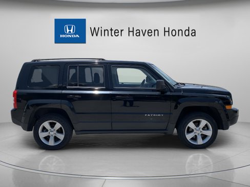 Used 2013 Jeep Patriot Latitude image 9