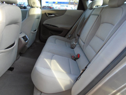 Used 2022 Chevrolet Malibu LT image 10