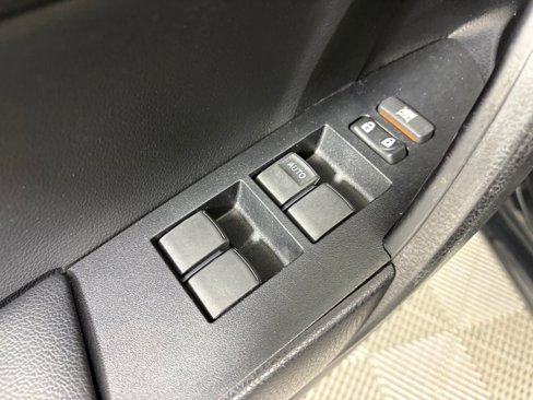 Used 2015 Toyota Corolla S image 12