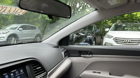 Used 2019 Hyundai Elantra SE image 21