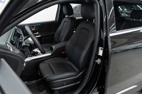 Used 2025 Mercedes-Benz GLA 250 4MATIC image 8