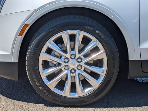Used 2017 Cadillac XT5 Platinum image 40