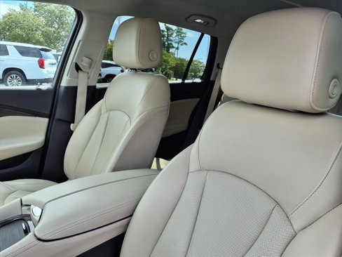 Used 2020 Buick Envision Essence image 18