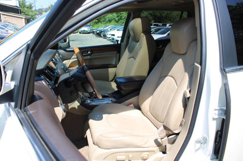 Used 2012 Buick Enclave Premium image 26