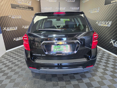 Used 2017 Chevrolet Equinox LS image 12