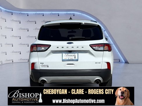 Used 2022 Ford Escape SE w/ Cold Weather Package image 14