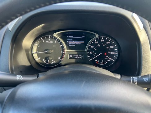 Used 2013 Nissan Pathfinder SV image 36