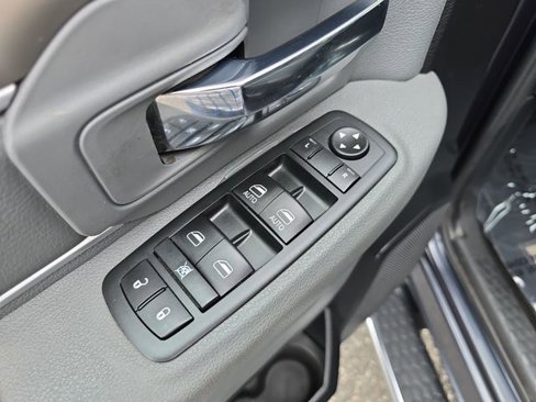 Used 2015 RAM 1500 Big Horn image 24